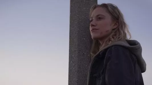 Image The Stranger (2020) 12