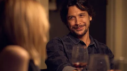 Image Love Me (2021) 4